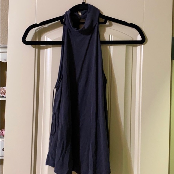 High neck lush top - Picture 1 of 3